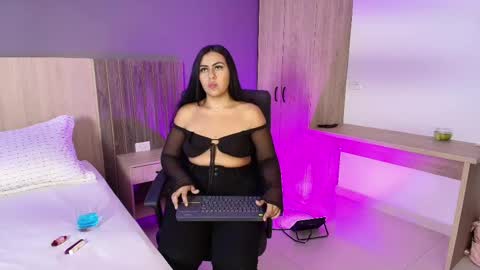 _miamiller_ online show from 02-16-25, 07:38