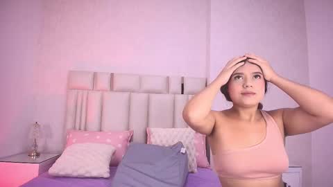 Mia  online show from 02-16-26, 12:12