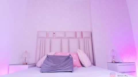 Mia  online show from 03-14-26, 11:59