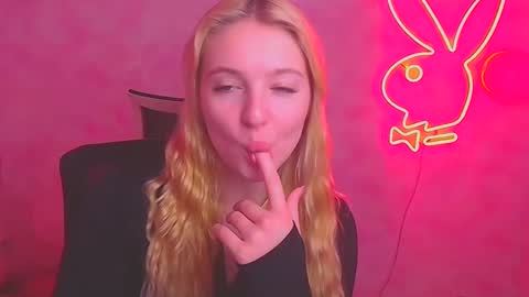 Melanie online show from 02-18-25, 10:16