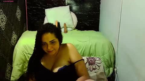 _milf_naughty online show from 04-18-26, 10:32