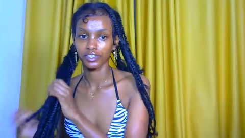 Snapshot of _mimimars chatting on 02-16-26, 02:07 Mimi online show from 02-16-26, 02:07