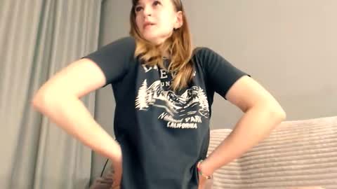 Boo online show from 11-14-25, 05:55