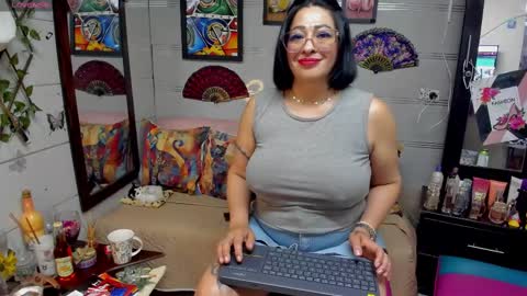 Snapshot of _miranda_spark chatting on 02-09-25, 04:36 Miranda online show from 02-09-25, 04:36