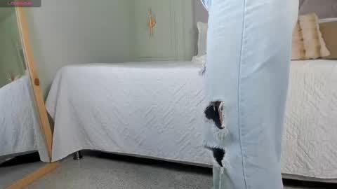 kimberley cruz online show from 10-16-25, 12:06