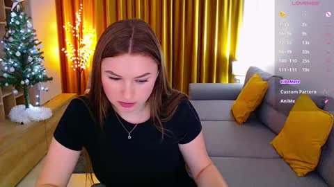 Snapshot of _miss_mia chatting on 12-21-24, 01:53 Mia online show from 12-21-24, 01:53