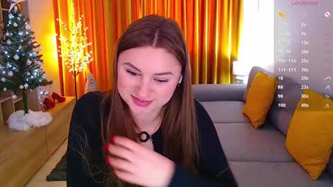 Snapshot of _miss_mia chatting on 12-23-24, 01:13 Mia online show from 12-23-24, 01:13