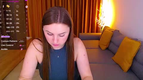 Snapshot of _miss_mia chatting on 03-02-25, 03:05 Mia online show from 03-02-25, 03:05