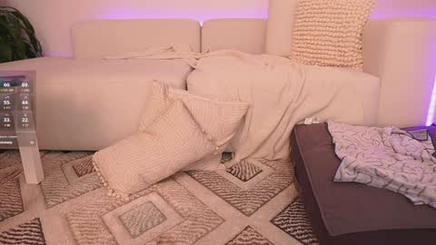 Snapshot of _missamber chatting on 12-03-24, 09:01 Vale online show from 12-03-24, 09:01