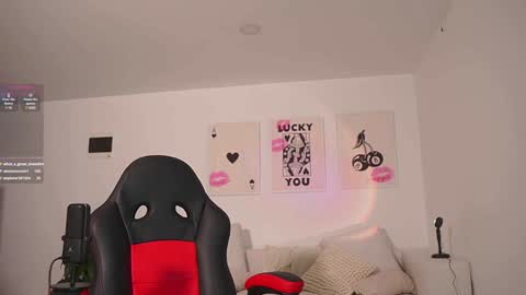 Snapshot of _missamber chatting on 12-20-24, 10:11 Vale online show from 12-20-24, 10:11