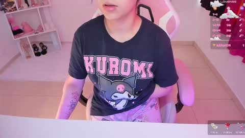 Snapshot of _misshoneyxx chatting on 02-19-25, 08:20 Hanna Idependent Model online show from 02-19-25, 08:20