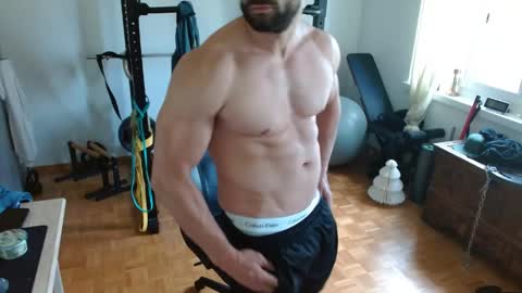 Snapshot of _misterniceguy chatting on 05-20-26, 03:18 BENJI online show from 05-20-26, 03:18