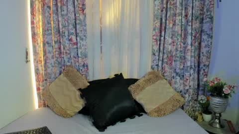 mizuki  online show from 12-18-24, 02:38