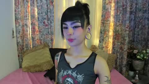 mizuki  online show from 01-17-25, 05:51