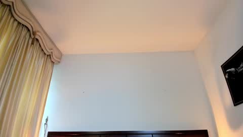 mizuki  online show from 02-20-25, 05:51