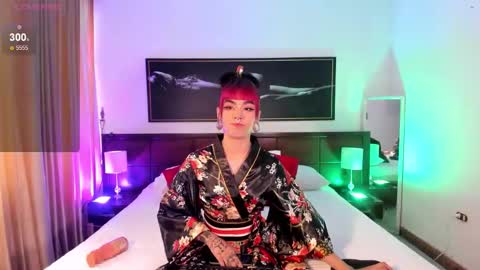 mizuki  online show from 09-10-25, 03:23