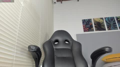 _molly_rosse_ online show from 04-09-26, 11:59