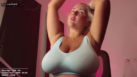 Snapshot of _morpho_ chatting on 01-22-25, 12:38 Francine Aisi Morpho - a genus of blue butterflies. online show from 01-22-25, 12:38