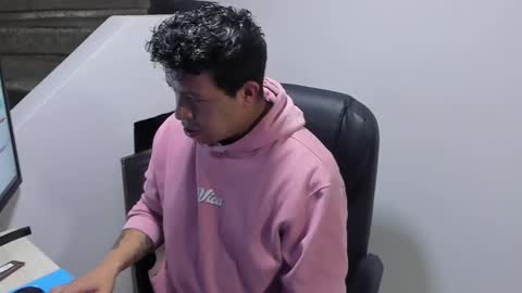 Panda  online show from 03-21-26, 10:46