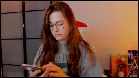 Mia with a big heart  online show from 01-12-25, 03:07