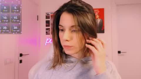 Snapshot of _ni_kiss chatting on 02-15-26, 06:37 Nika online show from 02-15-26, 06:37