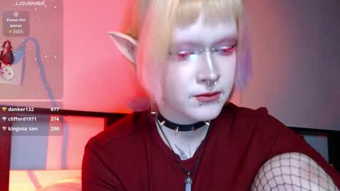 Nicole online show from 11-25-25, 09:37