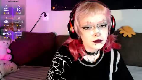 Snapshot of _nicole_meow_ chatting on 07-05-26, 06:59 Nicole online show from 07-05-26, 06:59