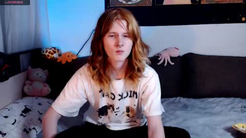 Snapshot of _nicole_meow_ chatting on 07-18-26, 06:56 Nicole online show from 07-18-26, 06:56