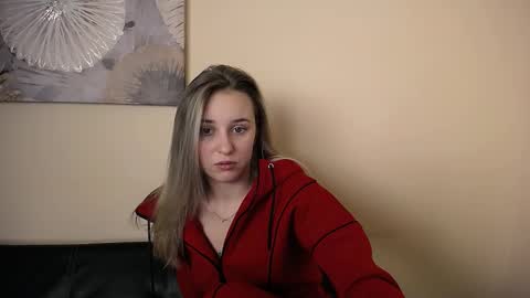 Snapshot of _nicole_new chatting on 12-16-25, 09:58 Nica online show from 12-16-25, 09:58