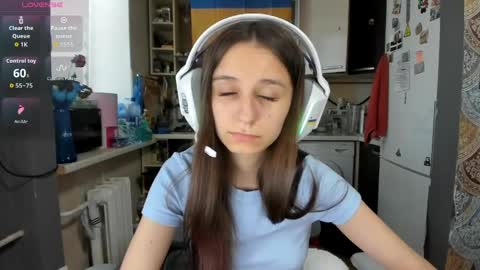 Snapshot of _nika_kik chatting on 05-12-26, 03:31 Nika online show from 05-12-26, 03:31