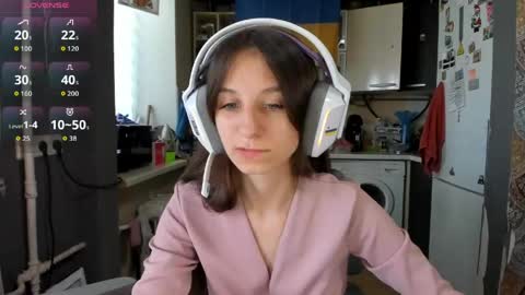 Snapshot of _nika_kik chatting on 05-28-26, 01:19 Nika online show from 05-28-26, 01:19