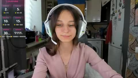 Snapshot of _nika_kik chatting on 05-29-26, 02:59 Nika online show from 05-29-26, 02:59