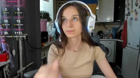Snapshot of _nika_kik chatting on 06-05-26, 03:07 Nika online show from 06-05-26, 03:07