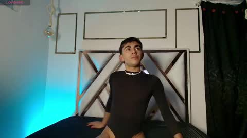 Noah   online show from 03-10-26, 04:28