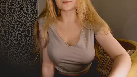  Adalin  online show from 11-07-25, 09:15