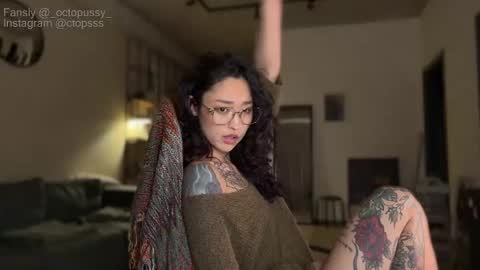 Mikayla online show from 02-06-26, 07:17