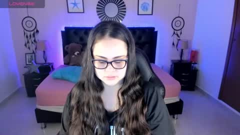 Snapshot of _oliviajoness chatting on 06-30-26, 12:06 Olivia jones online show from 06-30-26, 12:06