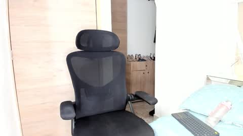 Snapshot of _pamela_saenz05 chatting on 01-31-25, 01:11 Pamela online show from 01-31-25, 01:11