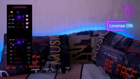 Snapshot of _pando4ka_ chatting on 12-23-24, 08:00 pando4ka online show from 12-23-24, 08:00