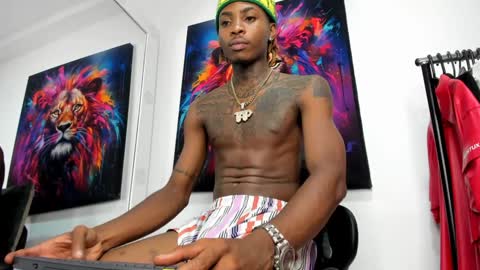 Snapshot of _pantera_09 chatting on 12-14-24, 08:45 Kevin online show from 12-14-24, 08:45