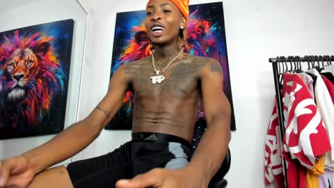 Snapshot of _pantera_09 chatting on 12-18-24, 10:02 Kevin online show from 12-18-24, 10:02