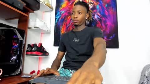 Snapshot of _pantera_09 chatting on 01-25-25, 08:42 Kevin online show from 01-25-25, 08:42