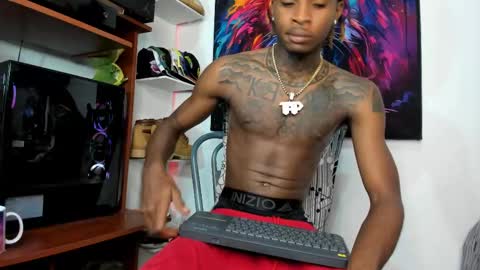 Snapshot of _pantera_09 chatting on 02-23-25, 11:22 Kevin online show from 02-23-25, 11:22