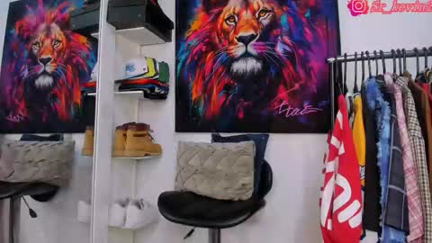 Snapshot of _pantera_09 chatting on 10-30-25, 09:33 Kevin online show from 10-30-25, 09:33