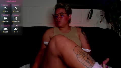 Snapshot of _paradissela chatting on 02-06-26, 02:27 GAIA online show from 02-06-26, 02:27