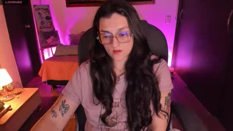 violeta ig  online show from 10-21-25, 03:29