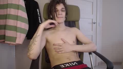 Willie online show from 03-31-26, 02:28