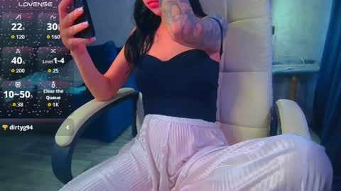 Ilona online show from 04-07-26, 10:48