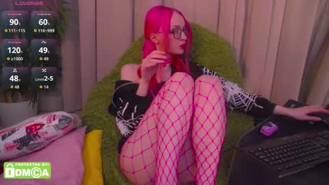 Maisie online show from 03-28-26, 02:27