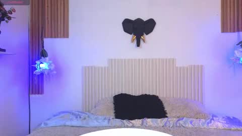 Laura online show from 03-10-26, 08:25